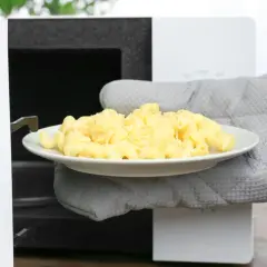 Cuire des pâtes au micro-ondes : facile, rapide, sans débordement !