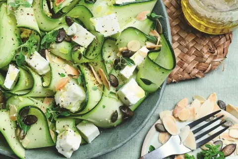 Salade de courgettes : les secrets frais et gourmands pour l'été