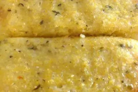 Polenta grillée parfaite : croustillante, fondante et sans grumeaux !