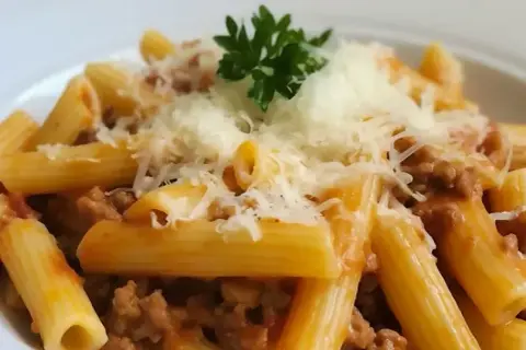 Pâtes chair à saucisse italienne : la recette inratable d'un chef !