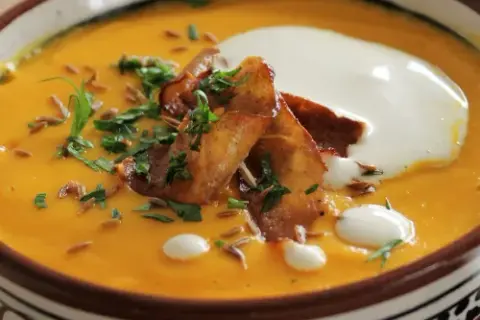 Velouté lentilles corail sans carottes: 20 min, saveurs inédites !