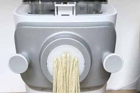 Philips Pasta Maker 7000 : Vaut-elle l'investissement ? Avis & Comparatif