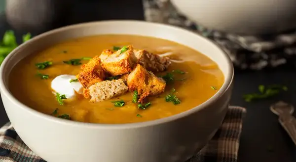 Soupe et calories : le guide pour un bol léger et savoureux