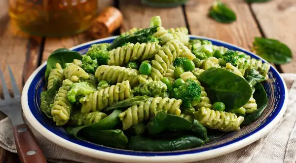 Salade de pâtes au pesto: la recette ultime et ses secrets