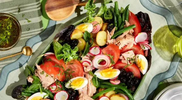 Salade Niçoise : La vraie recette, sans erreurs !