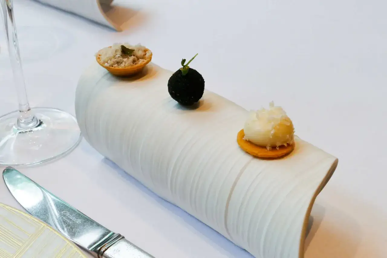 Zdjęcie Taillevent : Le menu déjeuner, une expérience étoilée abordable ?
