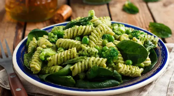 Salade de pâtes au pesto: la recette ultime et ses secrets