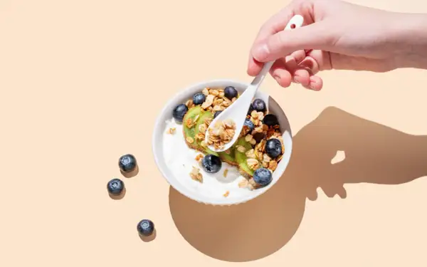 Déjeuner protéiné : maigrir sans faim + 7 recettes rapides